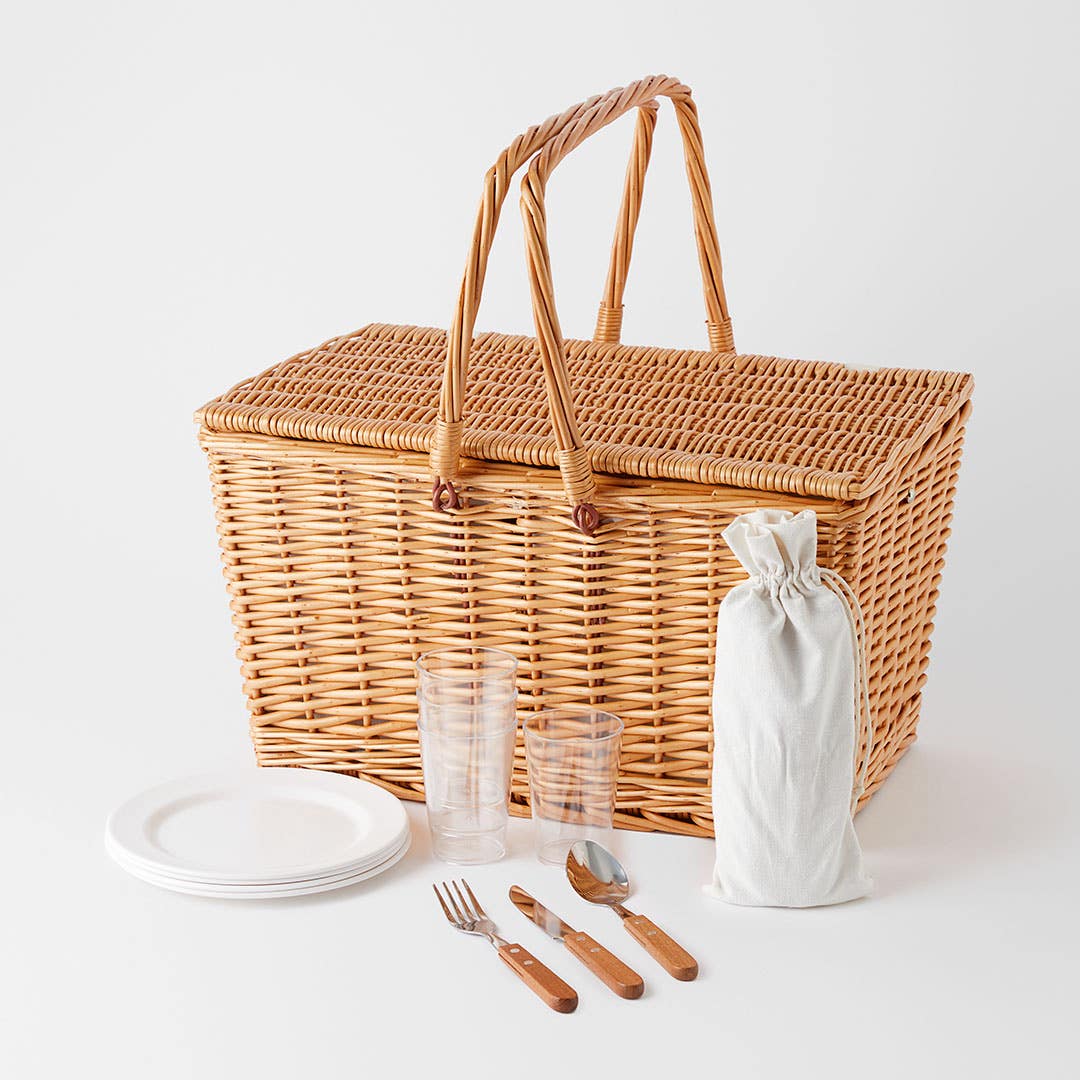 Wicker picnic discount basket