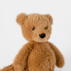 https://s3-ap-southeast-2.amazonaws.com/fusionfactory.commerceconnect.bbnt.production/pim_media/000/191/295/BF_Teddie-Bear-Snuggle-Blanket_Light-Brown_26182001_Detail-02_SI.jpg?1742536198