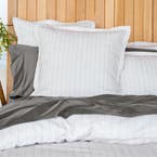 https://s3-ap-southeast-2.amazonaws.com/fusionfactory.commerceconnect.bbnt.production/pim_media/000/158/046/CH_Bedlinen_Lifestyle_2024_Draper_QQC_Euro_SI.jpg?1704322770