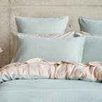 https://s3-ap-southeast-2.amazonaws.com/fusionfactory.commerceconnect.bbnt.production/pim_media/000/160/609/CH_Bedlinen_Lifestyle_2024_Salsbury_QQC_Pillow_SI.jpg?1708403594