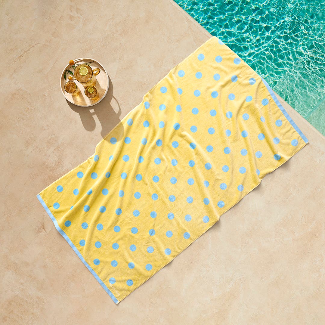 https://s3-ap-southeast-2.amazonaws.com/fusionfactory.commerceconnect.bbnt.production/pim_media/000/217/697/CH_S26-27_Kat-Beach_Towel-Butter-Blue_Buttercup_27275501_V2_SI.jpg?1784263296