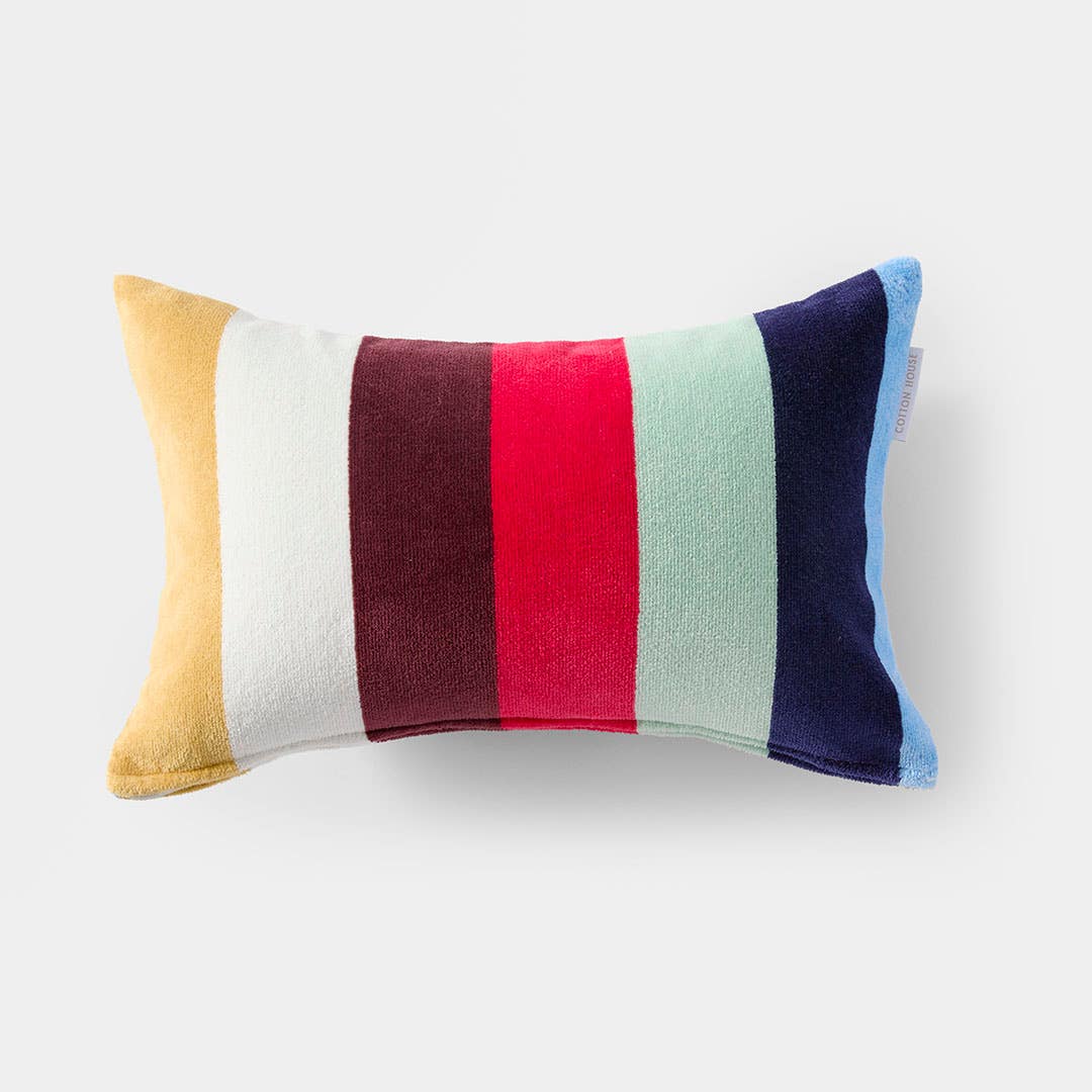 https://s3-ap-southeast-2.amazonaws.com/fusionfactory.commerceconnect.bbnt.production/pim_media/000/221/703/CH_S26-27_Seriphos-Beach-Pillow_Red-Blue-Multi_27289001_SI.jpg?1788831451