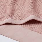 https://s3-ap-southeast-2.amazonaws.com/fusionfactory.commerceconnect.bbnt.production/pim_media/000/059/216/M_F-Kinsley-Towels-Ash-Rose-206843-Detail.jpg?1588922502