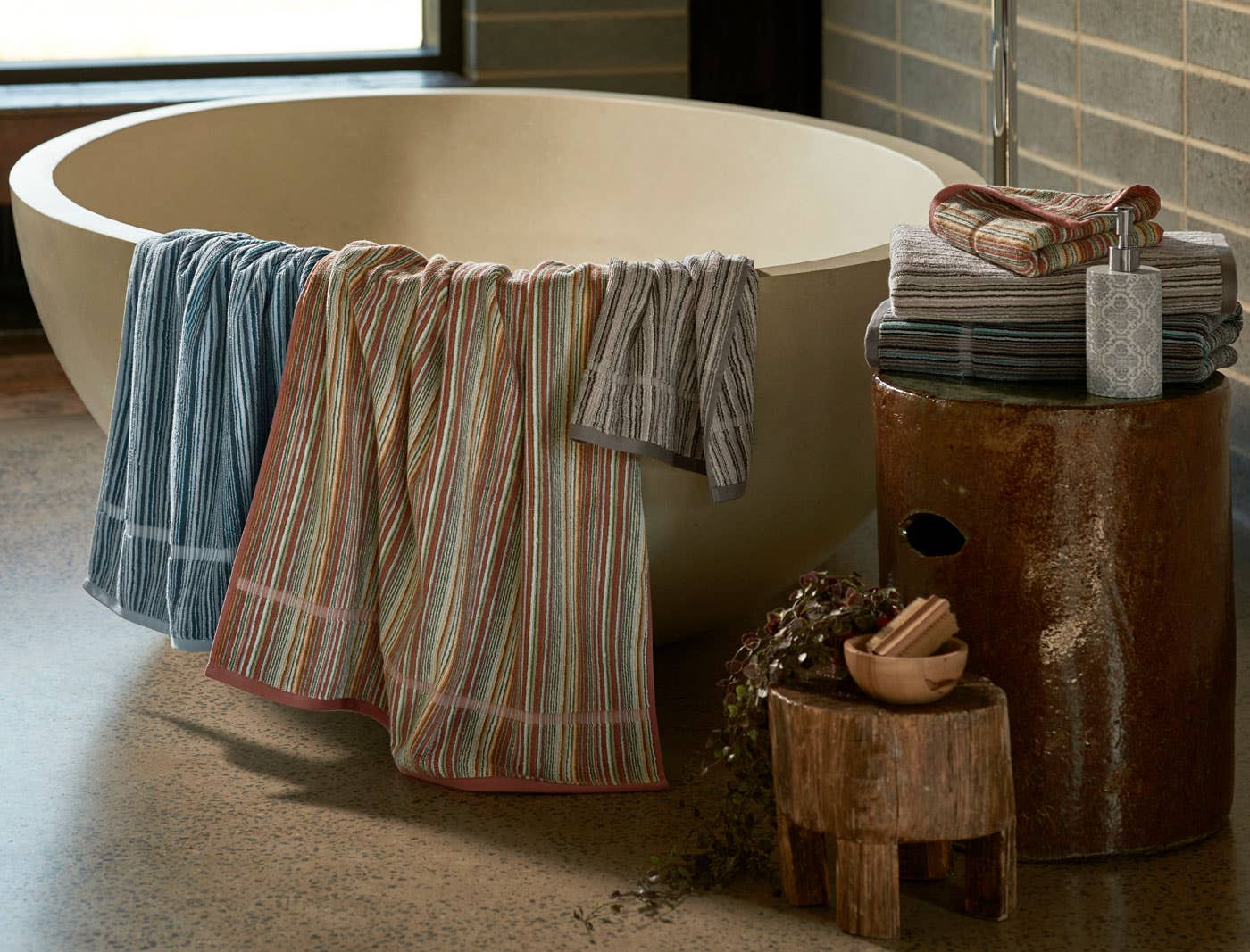 https://s3-ap-southeast-2.amazonaws.com/fusionfactory.commerceconnect.bbnt.production/pim_media/000/055/664/M_F-Montauk-Stripe-Towels-S19-20-181821-R.jpg?1585801341