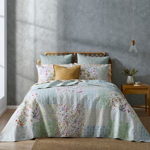 Polly Bedspread