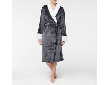 https://s3-ap-southeast-2.amazonaws.com/fusionfactory.commerceconnect.bbnt.production/pim_media/000/107/436/M_F-Sherpa-Plush-Robe-Charcoal-21422901-Front.jpg?1615773608