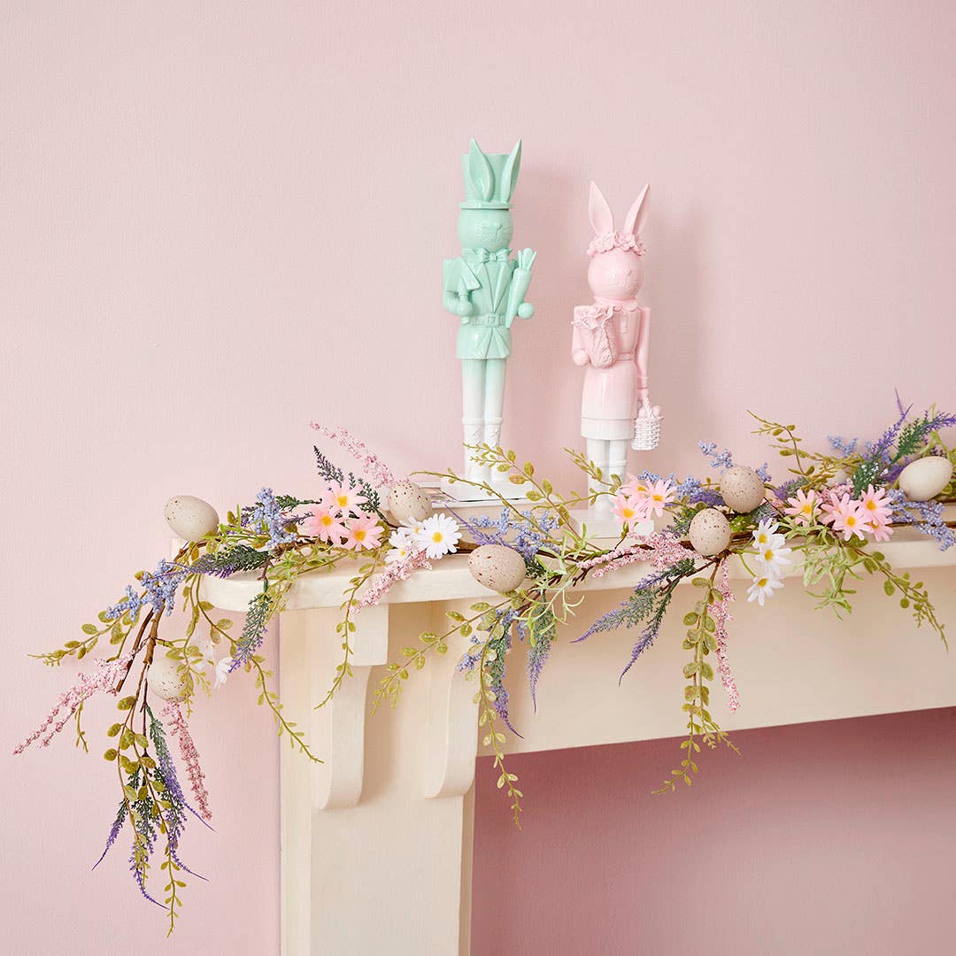 https://s3-ap-southeast-2.amazonaws.com/fusionfactory.commerceconnect.bbnt.production/pim_media/000/188/735/M_F_Easter_E25_LS_Studio_Bunny-Bliss_Standing-Decs_Set_Pink-Daisy-Lavender-Garland-Bunny-Nutcracker-Flower-Carrot_LS_SI.jpg?1738720048