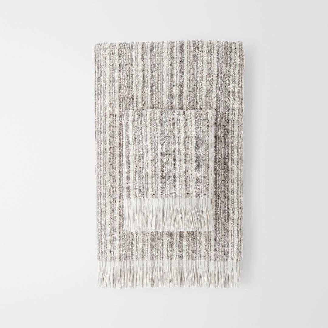 Contemporary bath best sale towels