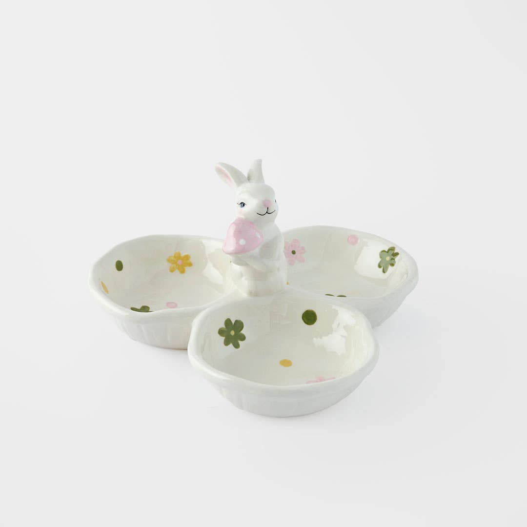 https://s3-ap-southeast-2.amazonaws.com/fusionfactory.commerceconnect.bbnt.production/pim_media/000/186/751/M_F_Flowers_Polka_Dot_Trio_Bowl_25945601_SI.jpg?1736381473