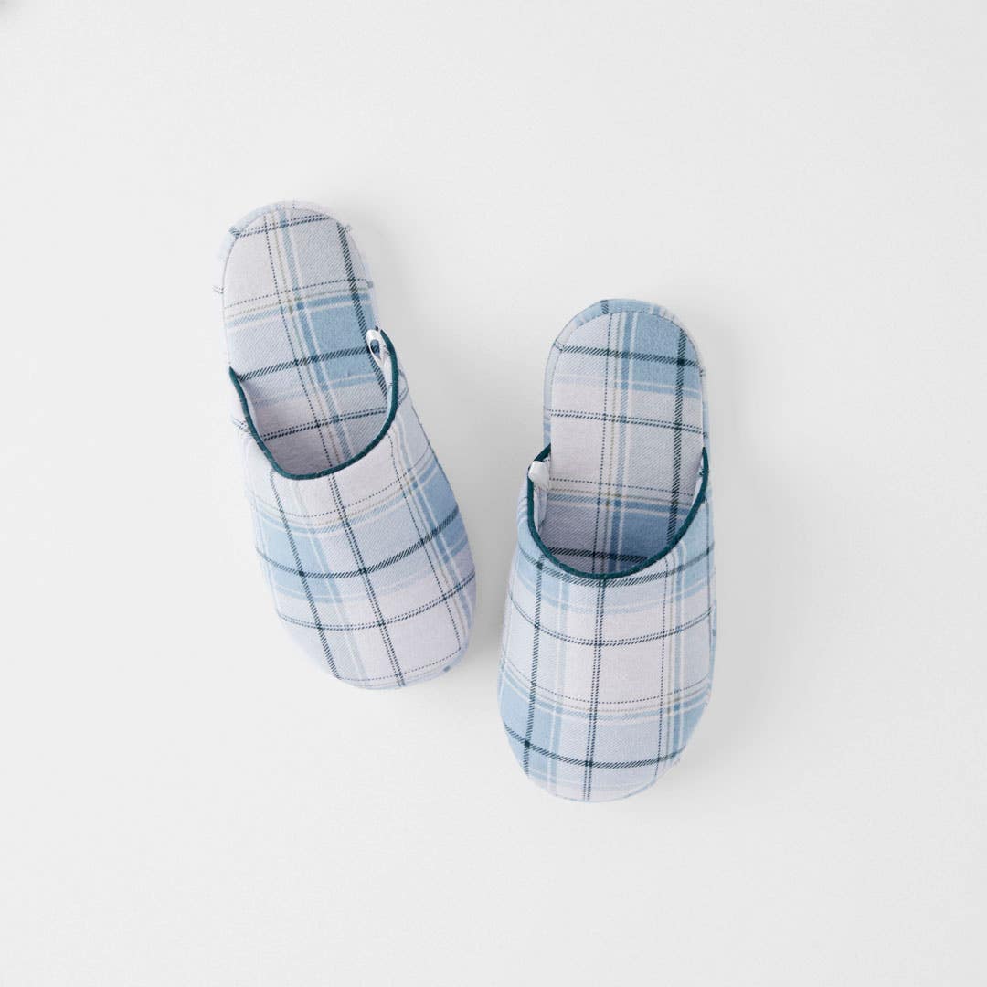 Bed bath and table slippers on sale