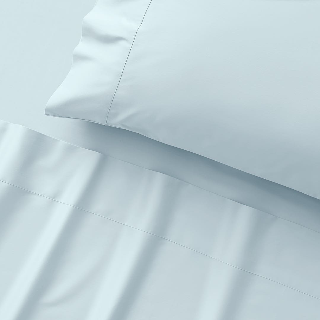 https://s3-ap-southeast-2.amazonaws.com/fusionfactory.commerceconnect.bbnt.production/pim_media/000/154/969/M_F_S23_Sleeping-Beauty_400-TC_Sky_-_SS_-_Detail_SI.jpg?1698015606
