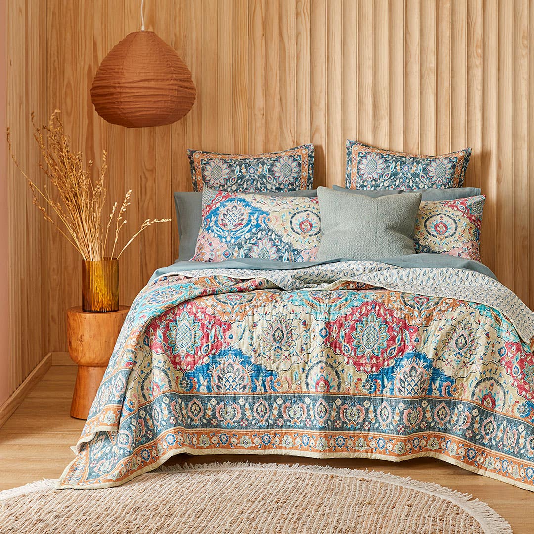Comforter sets bed hotsell bath and beyond
