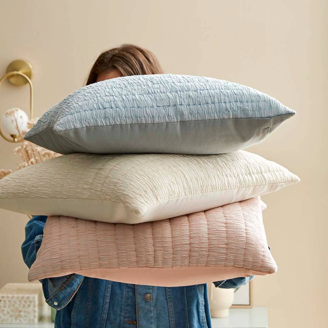 Bed bath and table cushions hot sale