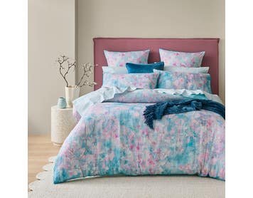 https://s3-ap-southeast-2.amazonaws.com/fusionfactory.commerceconnect.bbnt.production/pim_media/000/197/083/M_F_S25-26_Bedlinen_BOP_Montmarte_QQC_SI.jpg?1752041349