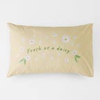 https://s3-ap-southeast-2.amazonaws.com/fusionfactory.commerceconnect.bbnt.production/pim_media/000/198/110/M_F_S25-26_Fresh-as-a-daisy-Novelty-PC_White_26600701_SI.jpg?1753162927