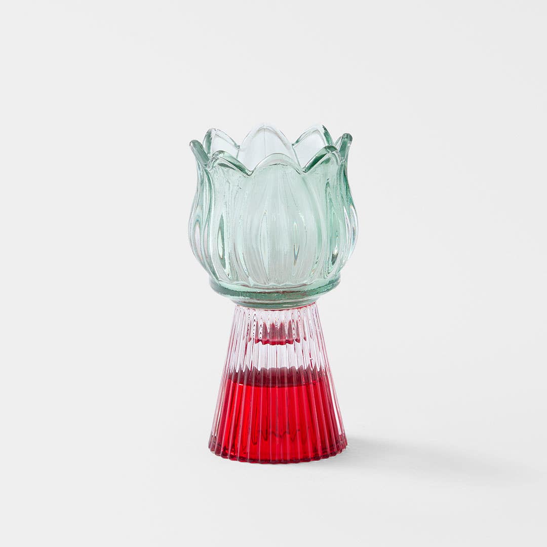 https://s3-ap-southeast-2.amazonaws.com/fusionfactory.commerceconnect.bbnt.production/pim_media/000/199/801/M_F_S25-26_Tulip-Glass-Candle-Holder-Sml_Green-Red_26648402_SI.jpg?1755499171