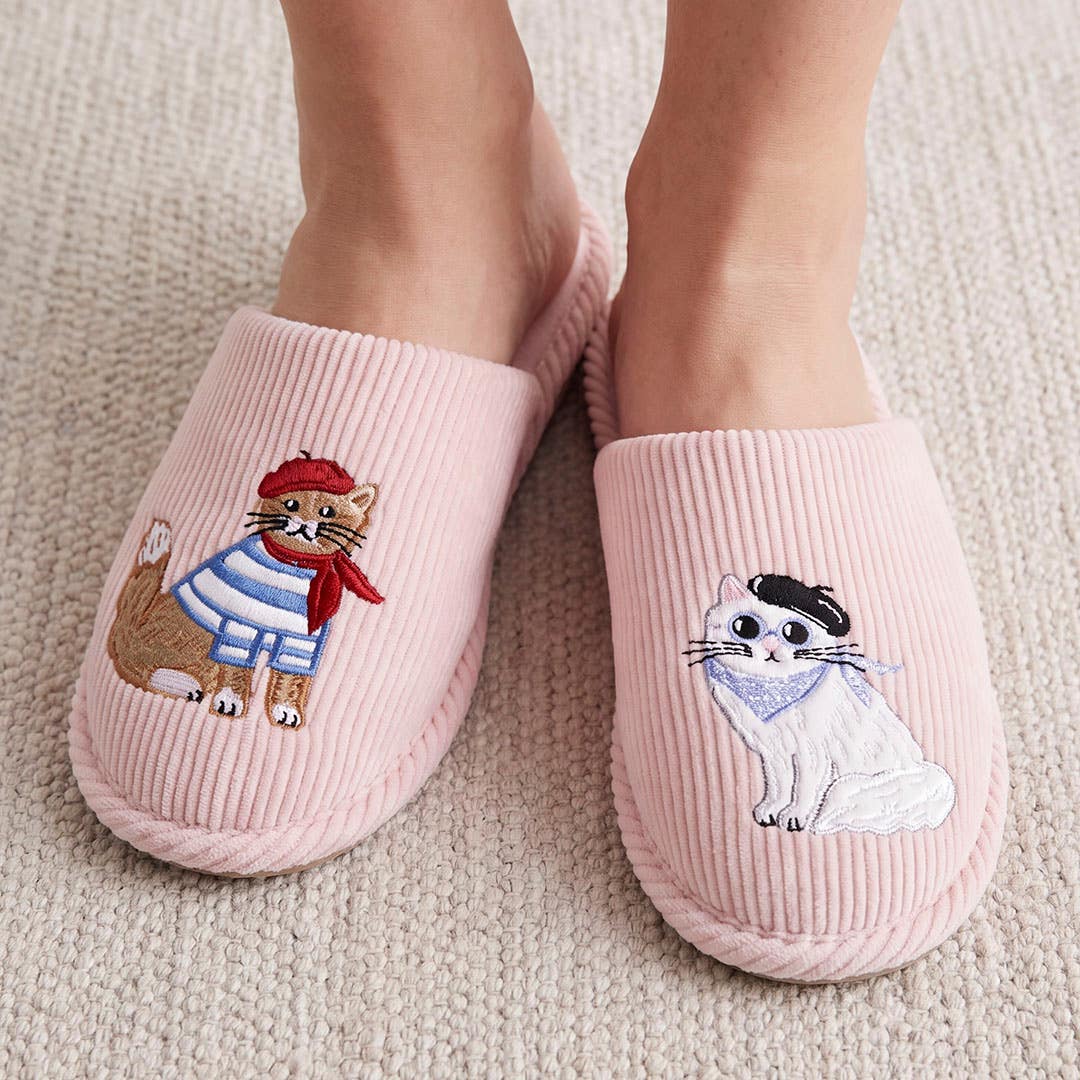 https://s3-ap-southeast-2.amazonaws.com/fusionfactory.commerceconnect.bbnt.production/pim_media/000/221/050/M_F_S26-27_Coco-Slippers-S-M_Lifestyle_Blush_27327001_SI.jpg?1787811675