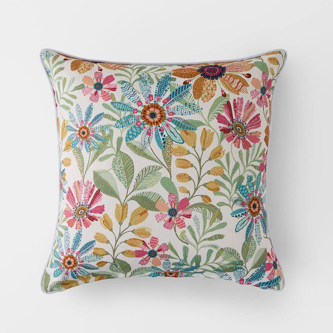 https://s3-ap-southeast-2.amazonaws.com/fusionfactory.commerceconnect.bbnt.production/pim_media/000/219/360/M_F_S26-27_Panama-Celia-Outdoor-Cushion_Multi_27205201_SI.jpg?1787014520