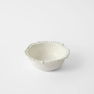 https://s3-ap-southeast-2.amazonaws.com/fusionfactory.commerceconnect.bbnt.production/pim_media/000/218/776/M_F_S26-27_Solene_Breakfast_Bowl_27249801_SI.jpg?1786413808