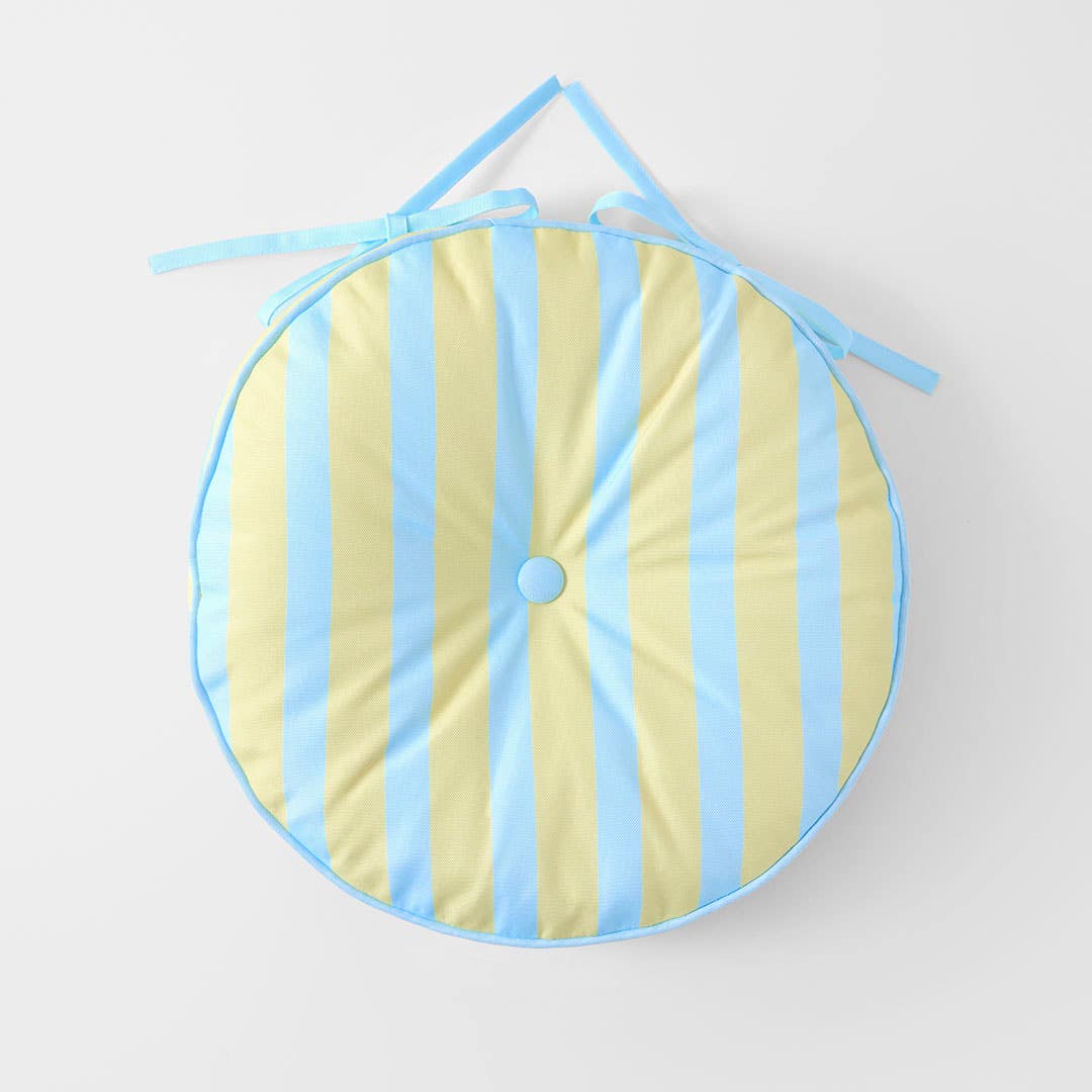 https://s3-ap-southeast-2.amazonaws.com/fusionfactory.commerceconnect.bbnt.production/pim_media/000/219/390/M_F_S26-27_Winton_Leo_Stripe_Rnd_Outdoor_Chair_Pad_Yellow_Blue_27236201_SI.jpg?1787027568
