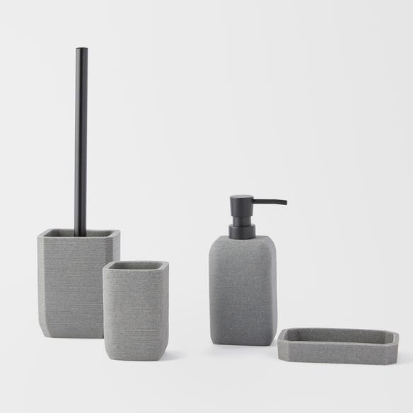 https://s3-ap-southeast-2.amazonaws.com/fusionfactory.commerceconnect.bbnt.production/pim_media/000/155/262/M_F_Stellan-Bathroom-Accessories_Bluestone_21578_R.jpg?1698625320