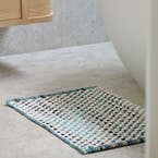 https://s3-ap-southeast-2.amazonaws.com/fusionfactory.commerceconnect.bbnt.production/pim_media/000/200/484/M_F_Summer_S25-26_LS_Bathroom_Bathmats_Oli_Blue_V3_SI.jpg?1757027196