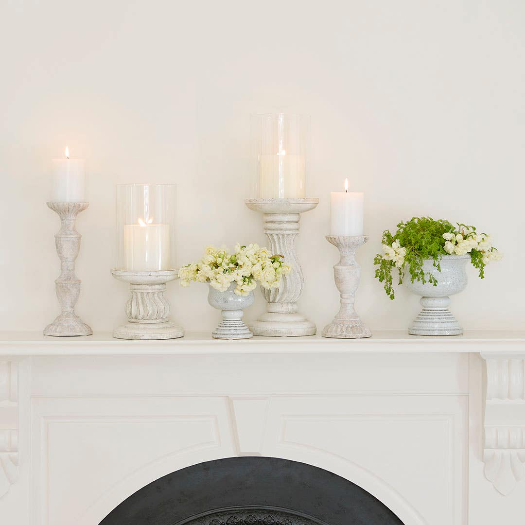 https://s3-ap-southeast-2.amazonaws.com/fusionfactory.commerceconnect.bbnt.production/pim_media/000/203/306/M_F_Summer_S25-26_LS_Decor_Esen-Candle-Holder_SI.jpg?1761196195