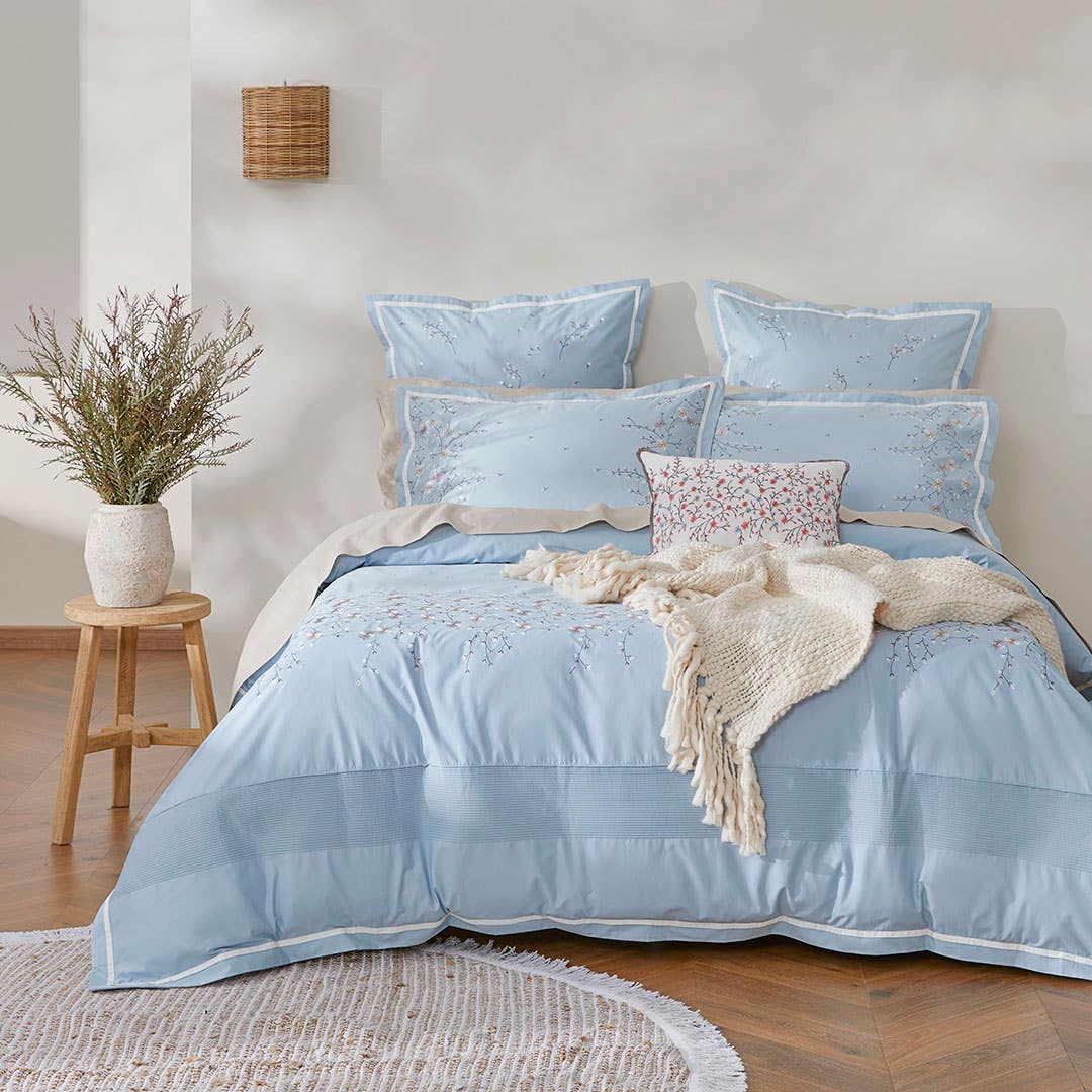 Blue quilt cover sale