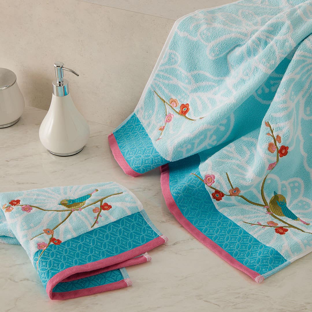 Pretty on sale towels bathroom