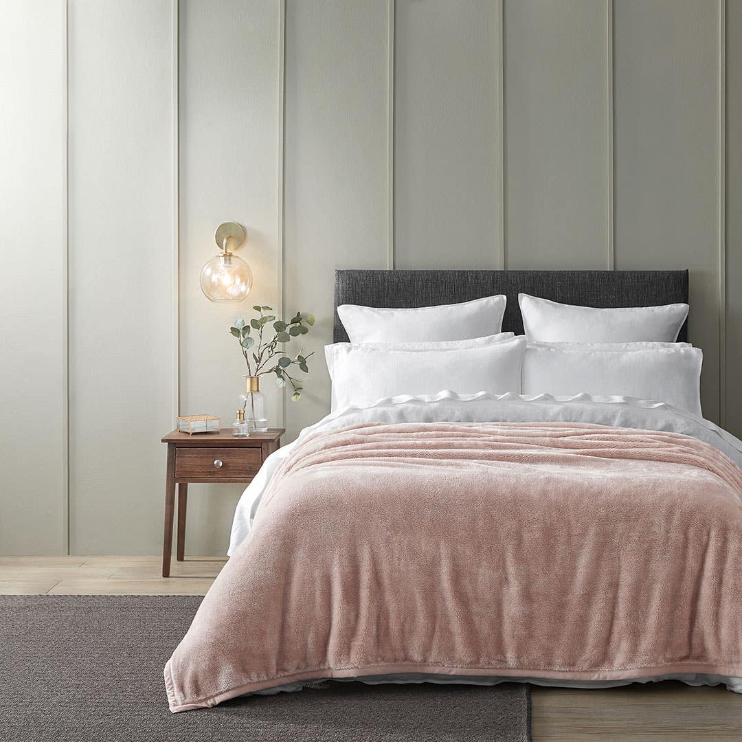 Blush blanket hot sale