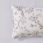 https://s3-ap-southeast-2.amazonaws.com/fusionfactory.commerceconnect.bbnt.production/pim_media/000/206/588/M_F_W26_Bedlinen_BOP_Genevieve_QQC_Detail-2_SI.jpg?1767326503