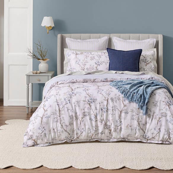 https://s3-ap-southeast-2.amazonaws.com/fusionfactory.commerceconnect.bbnt.production/pim_media/000/206/591/M_F_W26_Bedlinen_BOP_Genevieve_QQC_SI.jpg?1767326503