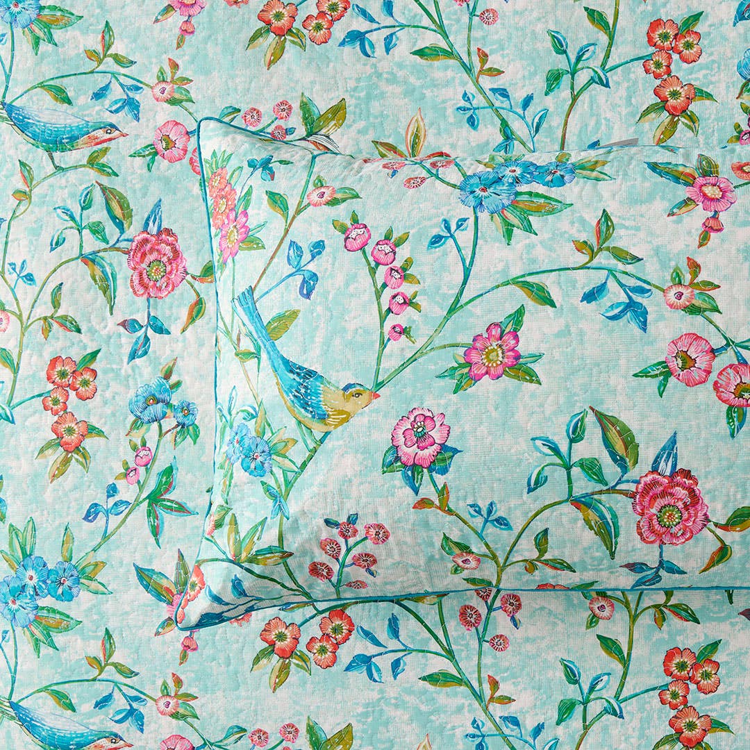 https://s3-ap-southeast-2.amazonaws.com/fusionfactory.commerceconnect.bbnt.production/pim_media/000/208/746/M_F_W26_Bedlinen_BOP_Joanna_QQC_Detail-2_SI.jpg?1770696262