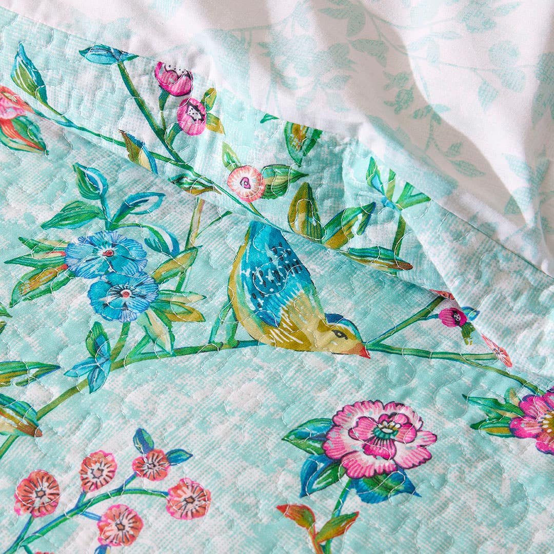 https://s3-ap-southeast-2.amazonaws.com/fusionfactory.commerceconnect.bbnt.production/pim_media/000/208/750/M_F_W26_Bedlinen_BOP_Joanna_QQC_Marketing-Detail-1_SI.jpg?1770696263