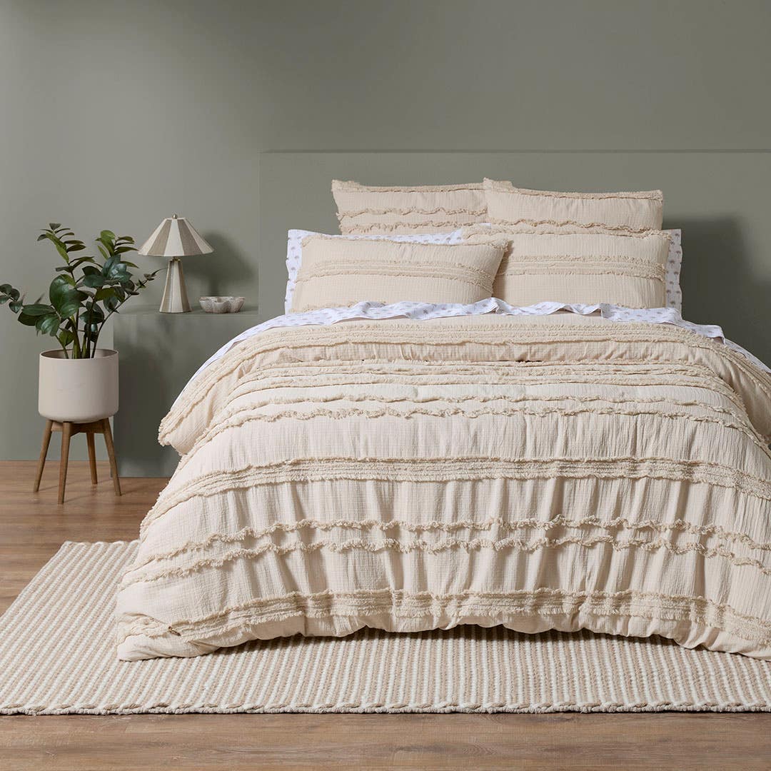 https://s3-ap-southeast-2.amazonaws.com/fusionfactory.commerceconnect.bbnt.production/pim_media/000/208/803/M_F_W26_Bedlinen_BOP_Judd_Natural-QQC_V2_SI.jpg?1770700152