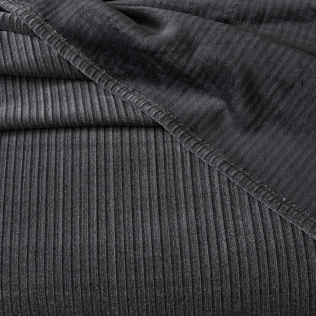 https://s3-ap-southeast-2.amazonaws.com/fusionfactory.commerceconnect.bbnt.production/pim_media/000/206/980/M_F_W26_Blanket_BOP_Lennie_Granite-Detail-1_SI.jpg?1767930515