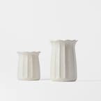 https://s3-ap-southeast-2.amazonaws.com/fusionfactory.commerceconnect.bbnt.production/pim_media/000/205/722/M_F_W26_Curtis-Ceramic-Vase_Range_White_26894_R_02_SI.jpg?1765343264