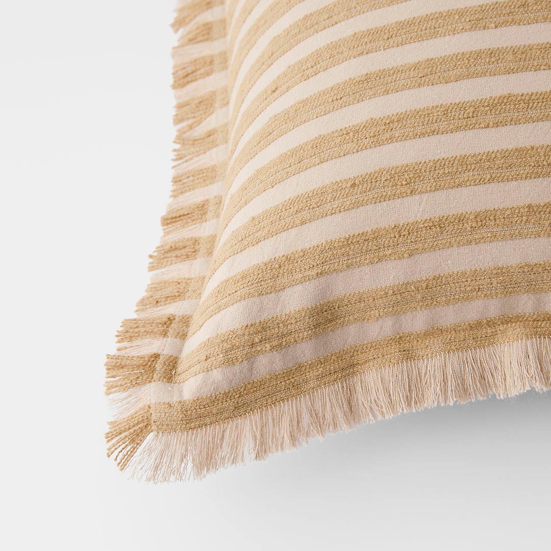 https://s3-ap-southeast-2.amazonaws.com/fusionfactory.commerceconnect.bbnt.production/pim_media/000/212/213/M_F_W26_Elias-Cushion_Mustard_26954404_Detail_SI.jpg?1774917351