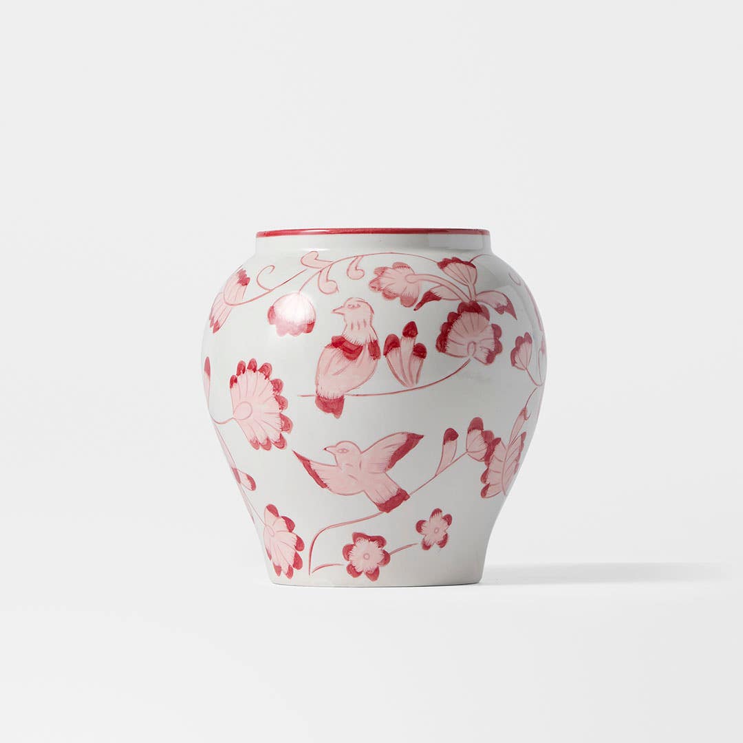 https://s3-ap-southeast-2.amazonaws.com/fusionfactory.commerceconnect.bbnt.production/pim_media/000/205/751/M_F_W26_Empress-Ceramic-Vase_Pink_26893901_SI.jpg?1765344903