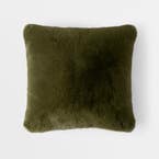 https://s3-ap-southeast-2.amazonaws.com/fusionfactory.commerceconnect.bbnt.production/pim_media/000/209/720/M_F_W26_Luxury-Faux-Fur-Cushion_Moss_21361812_SI.jpg?1770866589