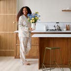 https://s3-ap-southeast-2.amazonaws.com/fusionfactory.commerceconnect.bbnt.production/pim_media/000/209/643/M_F_W26_PJs_Studio_LS_Bunny_Meadow__Flannel_PJ_L_SI.jpg?1770859315
