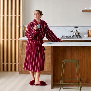 https://s3-ap-southeast-2.amazonaws.com/fusionfactory.commerceconnect.bbnt.production/pim_media/000/209/356/M_F_W26_PJs_Studio_LS_Combi_Robe_S-M_Mulberry_Rose_robe_SI.jpg?1770775638