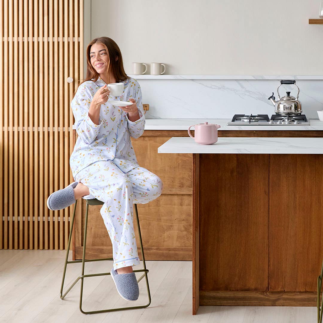 https://s3-ap-southeast-2.amazonaws.com/fusionfactory.commerceconnect.bbnt.production/pim_media/000/210/331/Fable_Flannelette_Pyjamas.jpg?1772067938