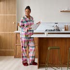 https://s3-ap-southeast-2.amazonaws.com/fusionfactory.commerceconnect.bbnt.production/pim_media/000/209/931/M_F_W26_PJs_Studio_LS_Madison_Flannel_PJ_L_SI.jpg?1770941410