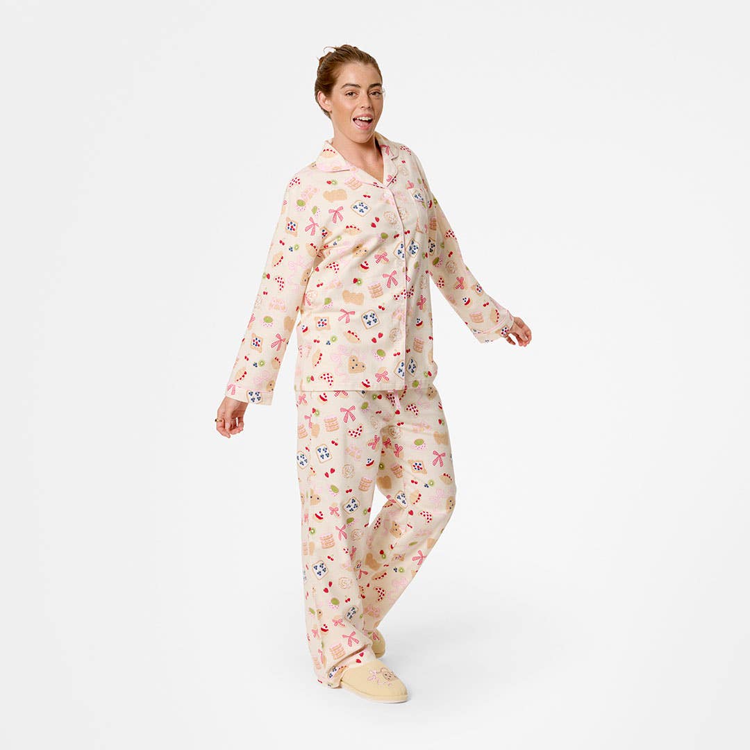 https://s3-ap-southeast-2.amazonaws.com/fusionfactory.commerceconnect.bbnt.production/pim_media/000/208/372/M_F_W26_Pastry-Club-Flannel-PJs_SML_Yellow-Multi_26840901_SI.jpg?1770608759