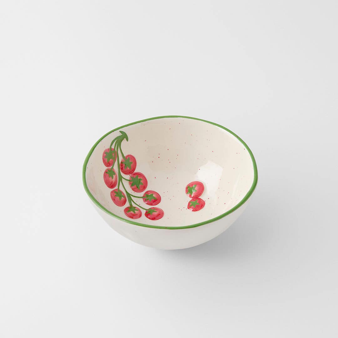 https://s3-ap-southeast-2.amazonaws.com/fusionfactory.commerceconnect.bbnt.production/pim_media/000/209/843/M_F_W26_Roma-Tomato-Bowl-Sml_Red-White-Green_26949601_SI.jpg?1770870503