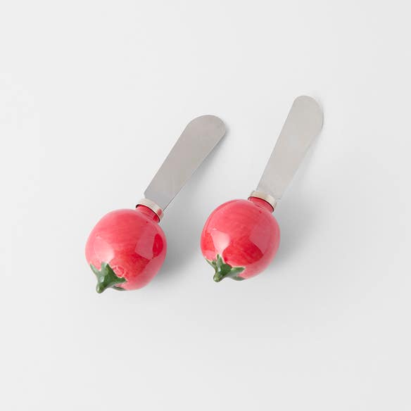 https://s3-ap-southeast-2.amazonaws.com/fusionfactory.commerceconnect.bbnt.production/pim_media/000/209/844/M_F_W26_Roma-Tomato-Spreader-Set-2_Red_26949801_SI.jpg?1770870539