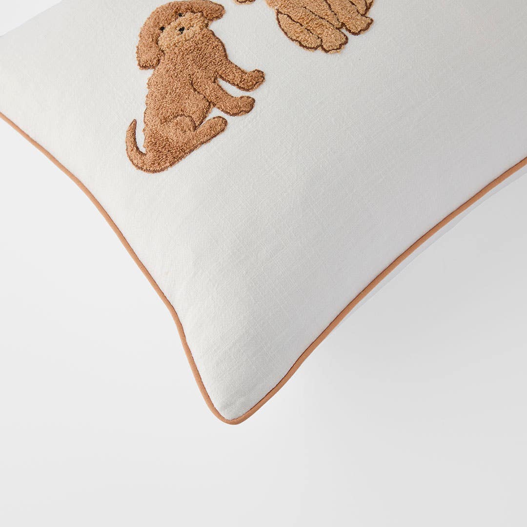 https://s3-ap-southeast-2.amazonaws.com/fusionfactory.commerceconnect.bbnt.production/pim_media/000/206/285/M_F_W26_Ruby-Rectangle-Cushion_Ivory-Natural_26895901_Detail-01_SI.jpg?1767149787