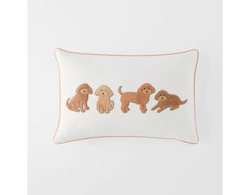 https://s3-ap-southeast-2.amazonaws.com/fusionfactory.commerceconnect.bbnt.production/pim_media/000/206/283/M_F_W26_Ruby-Rectangle-Cushion_Ivory-Natural_26895901_SI.jpg?1767149786