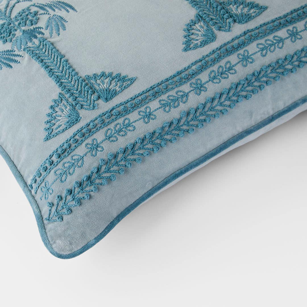 https://s3-ap-southeast-2.amazonaws.com/fusionfactory.commerceconnect.bbnt.production/pim_media/000/210/812/M_F_W26_Shae-Palm-Cushion_Washed-Blue_26926001_Detail_SI.jpg?1772688319